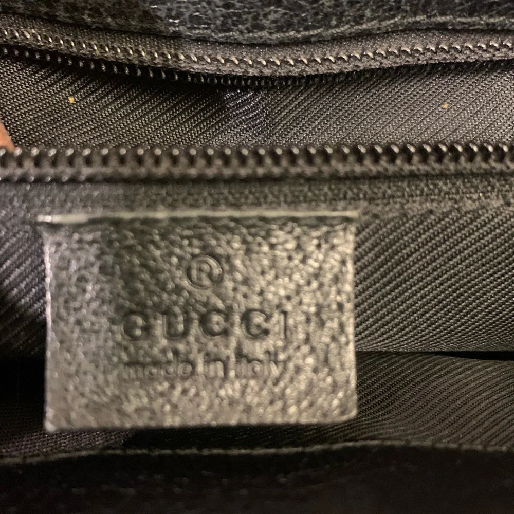 Gucci Black Monogram Messenger Bag - Picture 6 of 16
